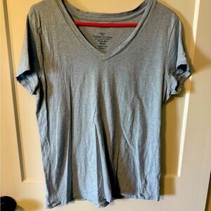 FADED GLORY BRAND WONENS TSHIRT
